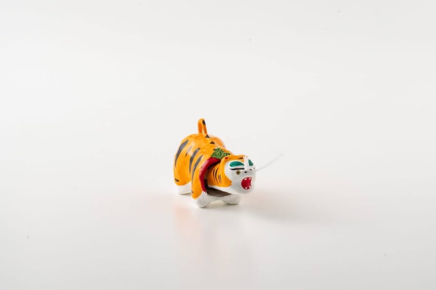 工芸品　虎 送料無料】 純金 猛虎 A 300g / 光則（金工芸） 高級